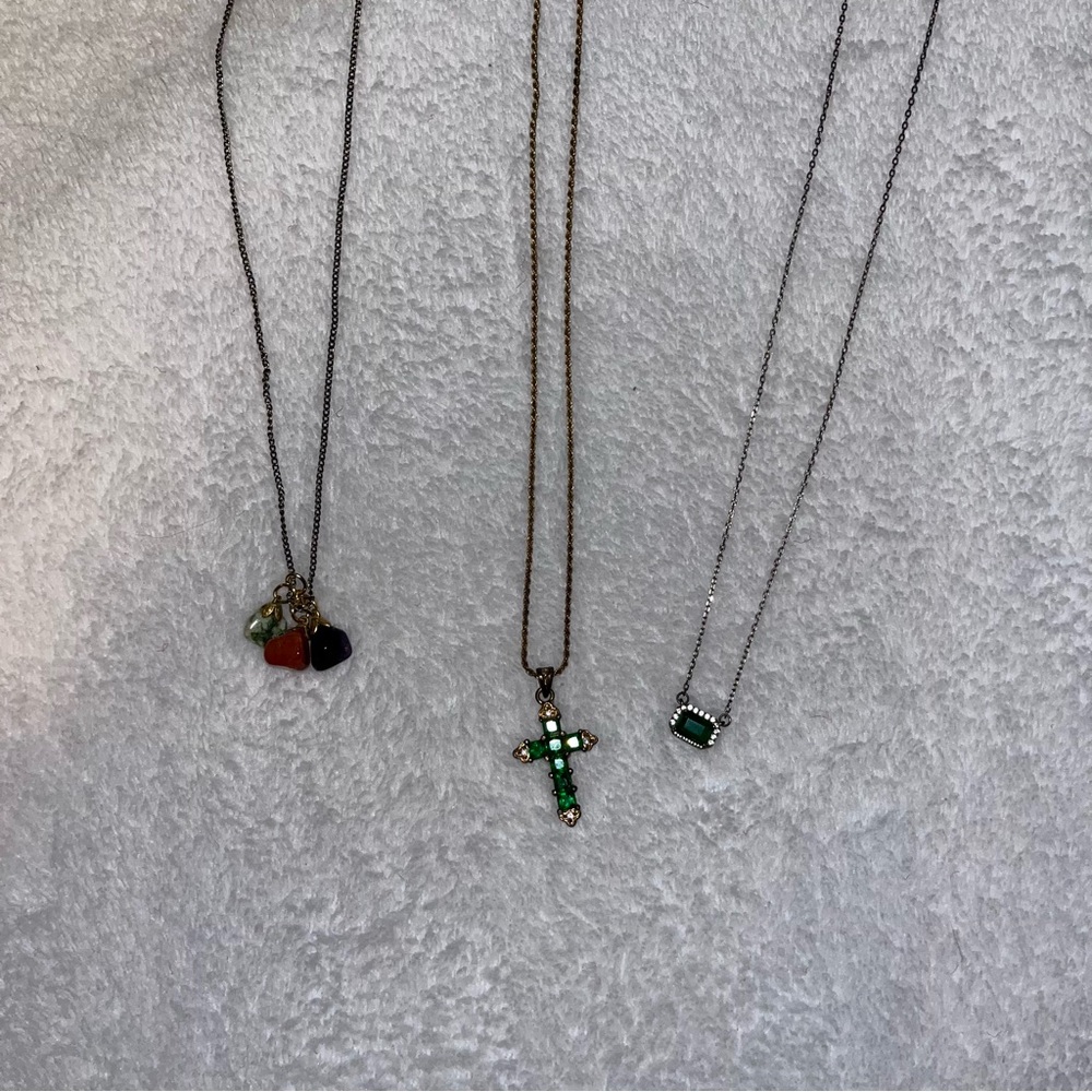 Random necklace bundle Elegant Green and Silver Necklace Set